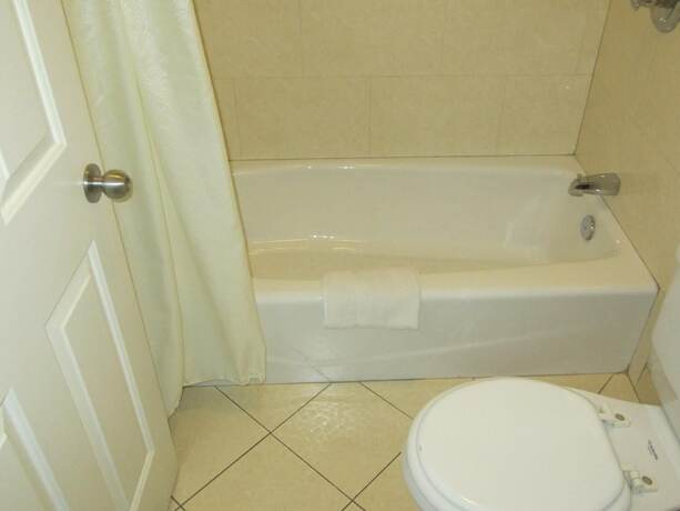 Imagen general del Hotel Starlight Inn Van Nuys. Foto 12