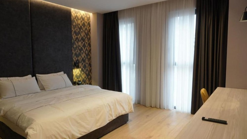 Imagen de la habitación del Hotel Starlight, Tirana. Foto 7