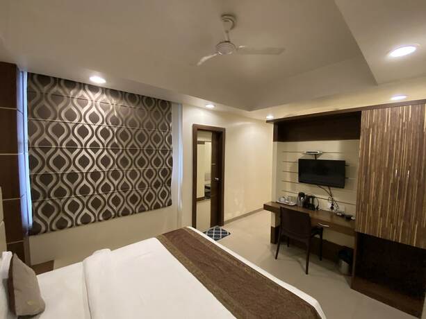 Imagen de la habitación del Hotel Starlit Select Nirvana. Foto 17