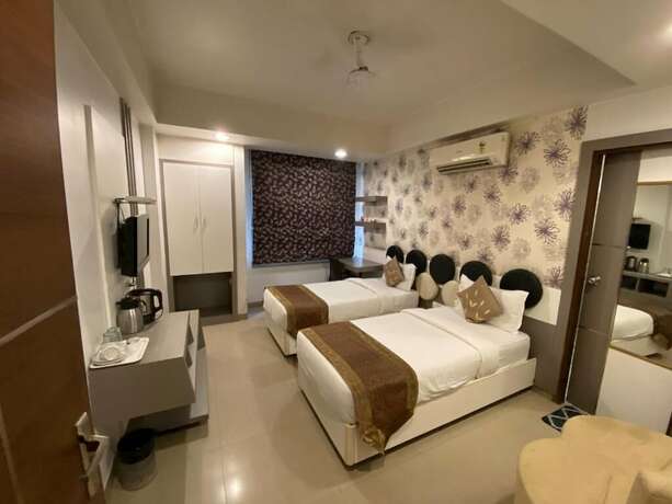 Imagen general del Hotel Starlit Select Nirvana. Foto 11
