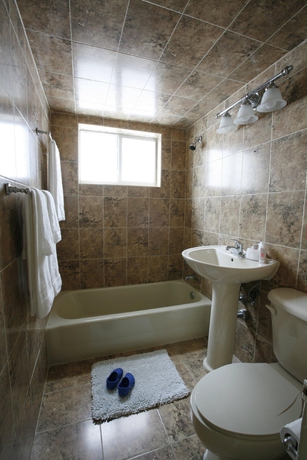Imagen de la habitación del Hotel Starlite. Foto 2