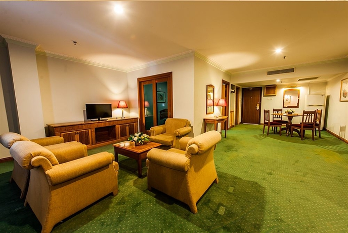 Imagen de los interiores del Hotel Starlodge. Foto 15