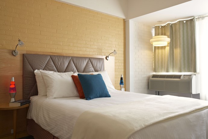 Imagen de la habitación del Hotel Starlux. Foto 13