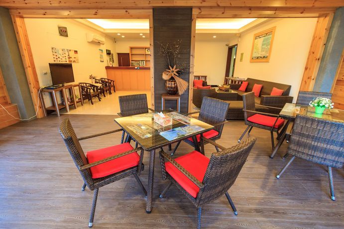 Imagen de los interiores del Hotel Starry Hotel. Foto 19