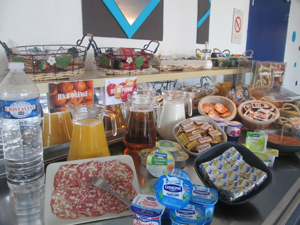 Imagen del bar/restaurante del Hotel Stars Dijon Sud. Foto 4