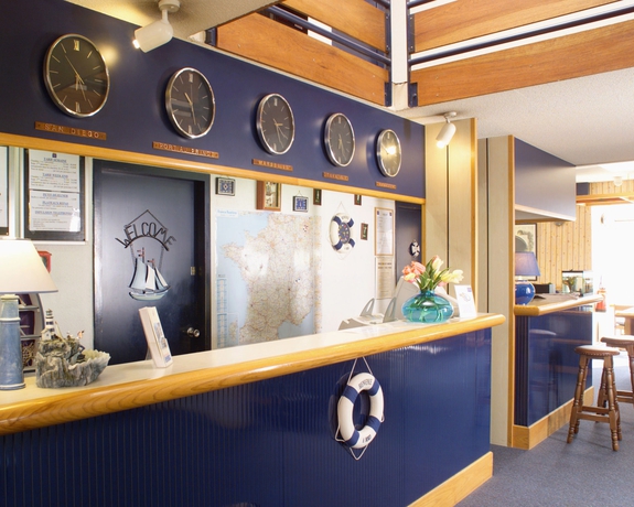 Imagen de los interiores del Hotel Stars Rouen. Foto 4