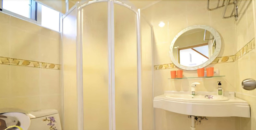 Imagen de la habitación del Hotel Starshine. Foto 17