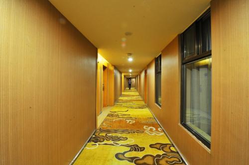 Imagen general del Hotel Starway Jiayuguan Xiongguan Square. Foto 9