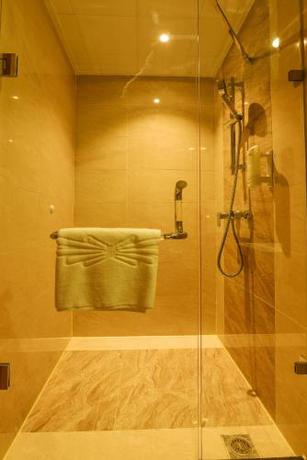 Imagen de la habitación del Hotel Starway Linyi Haosen International Plaza. Foto 6