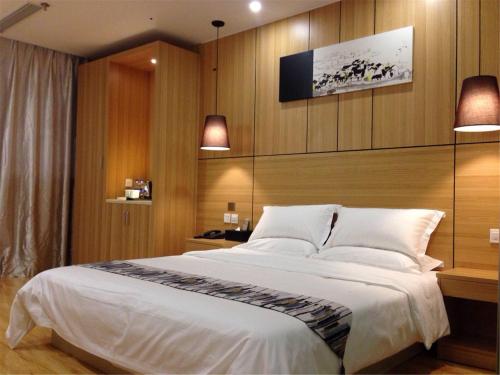 Imagen general del Hotel Starway Lu'an Wanda Plaza. Foto 1