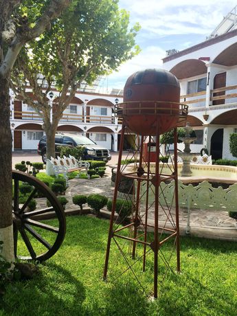 Imagen del bar/restaurante del Hotel State Inn. Foto 7