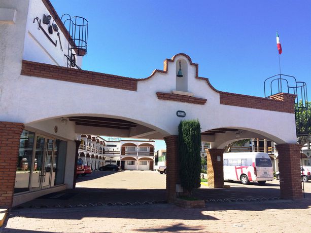 Imagen de los interiores del Hotel State Inn. Foto 16