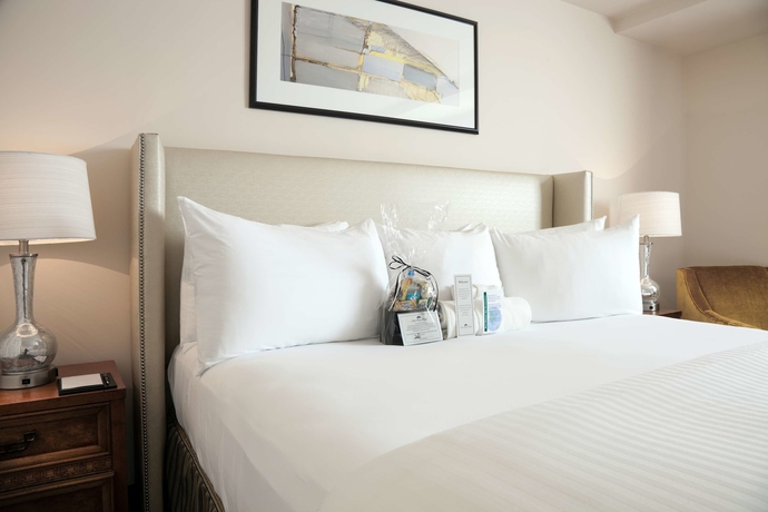 Imagen de la habitación del Hotel State Plaza. Foto 10