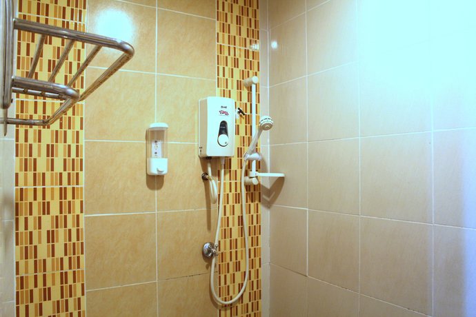 Imagen de la habitación del Hotel Station Klang. Foto 16