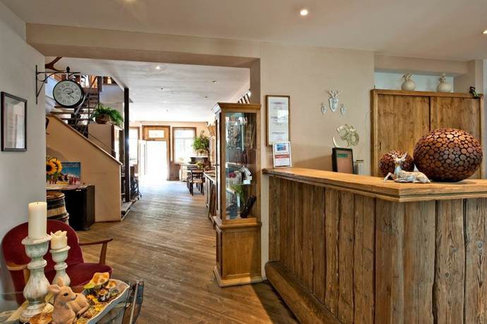 Imagen de los interiores del Hotel Station, PONTRESINA. Foto 14