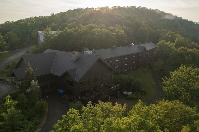 Imagen general del Hotel Station Touristique Duchesnay - SEPAQ. Foto 9