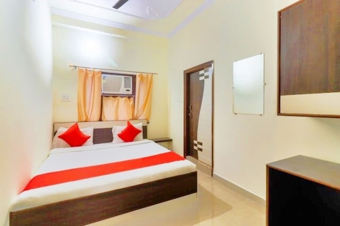 Imagen general del Hotel Station View Mughalsarai by ShriGos. Foto 3