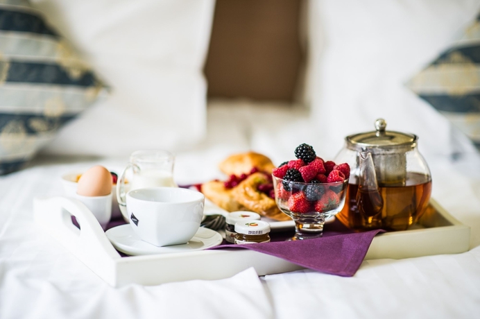 Imagen del bar/restaurante del Hotel Statskij Sovetnik Zagorodnyy. Foto 2