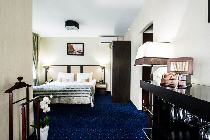 Imagen de la habitación del Hotel Statskij Sovetnik Zagorodnyy. Foto 8