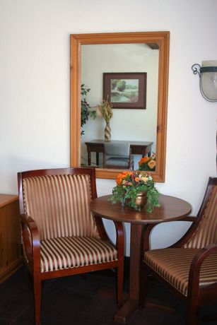 Imagen de los exteriores del Hotel Statue Road Inn. Foto 15