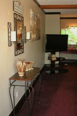 Imagen de la habitación del Hotel Statue Road Inn. Foto 6