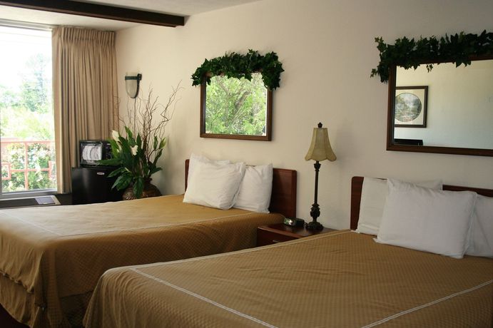 Imagen de la habitación del Hotel Statue Road Inn. Foto 11