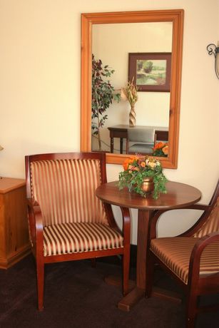 Imagen de la habitación del Hotel Statue Road Inn. Foto 13