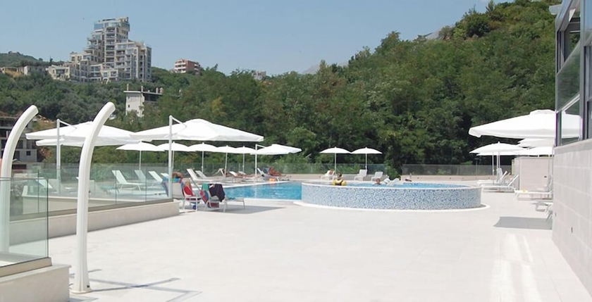 Imagen de la piscina del Hotel Status apartments 173. Foto 14