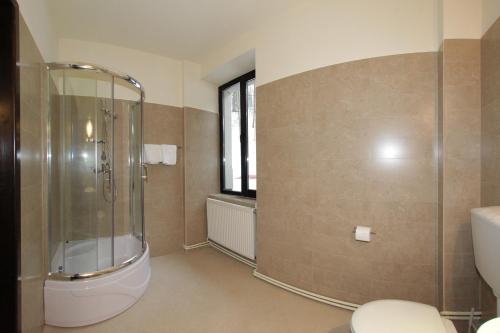 Imagen de la habitación del Hotel Stavilar. Foto 7