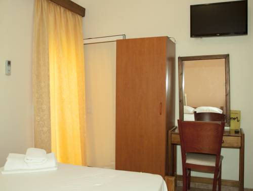 Imagen de la habitación del Hotel Stavrodromi. Foto 4