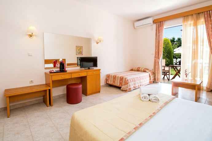 Imagen de la habitación del Hotel Stavros Melathron. Foto 20