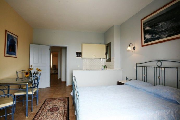 Imagen de los exteriores del Hotel Stavros Tou Notou. Foto 10