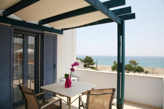 Imagen de los exteriores del Hotel Stavros Tou Notou. Foto 11