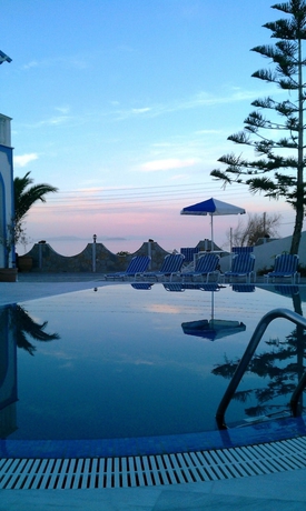 Imagen de la piscina del Hotel Stavros Villas. Foto 18
