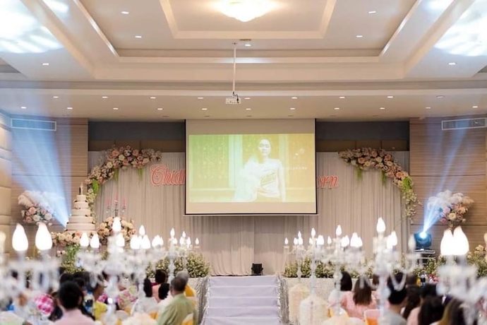 Imagen de los interiores del Hotel S-tawan and Convention. Foto 17