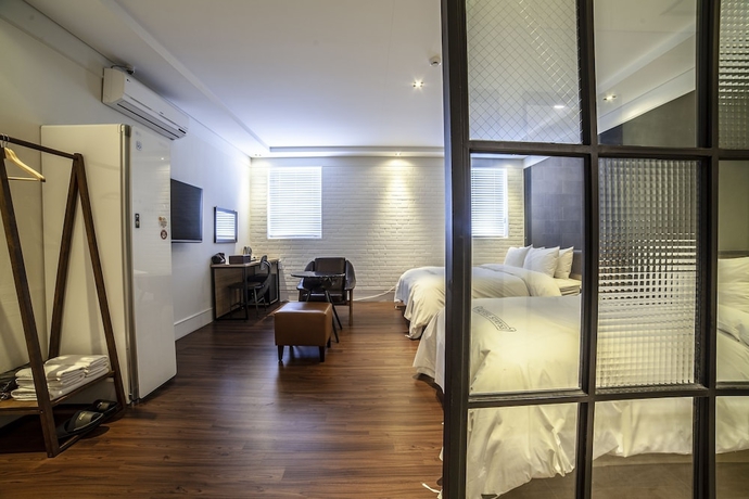 Imagen de la habitación del Hotel Stay 53. Foto 4