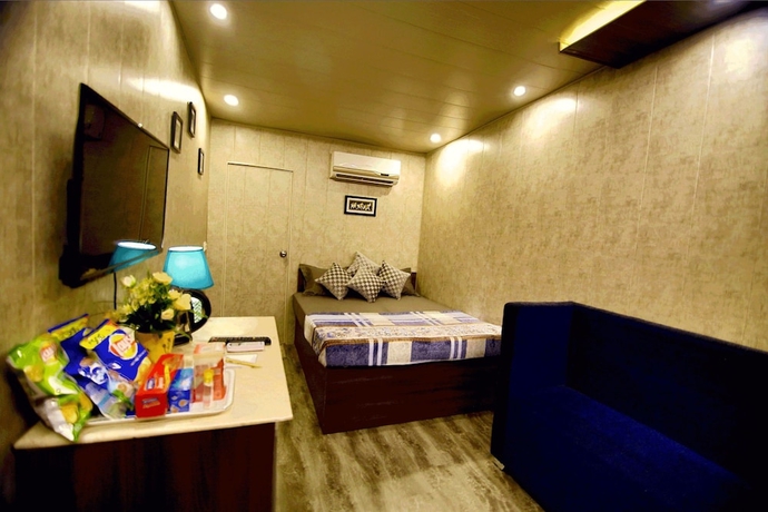 Imagen de los interiores del Hotel Stay At Kumbh. Foto 14