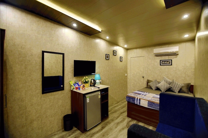 Imagen de los interiores del Hotel Stay At Kumbh. Foto 15