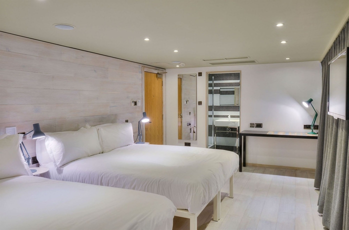 Imagen de la habitación del Hotel Stay Central. Foto 6