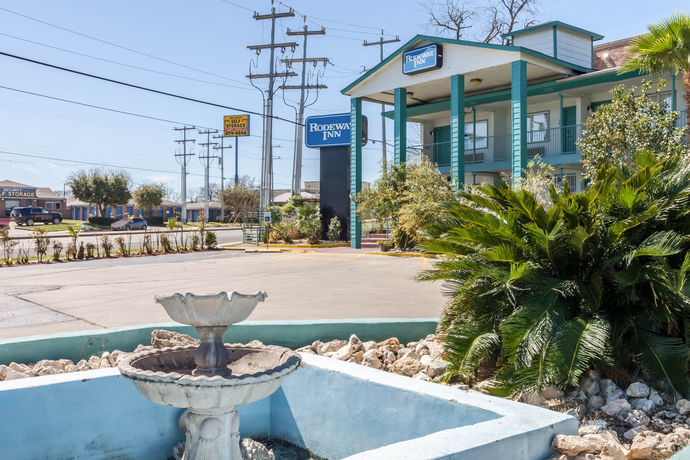 Imagen del bar/restaurante del Hotel Stay Express Inn Near Ft. Sam Houston. Foto 3