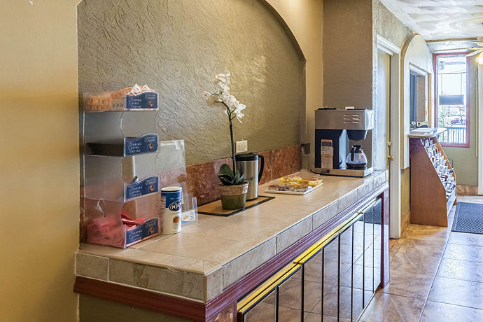Imagen del bar/restaurante del Hotel Stay Express Inn Near Ft. Sam Houston. Foto 4