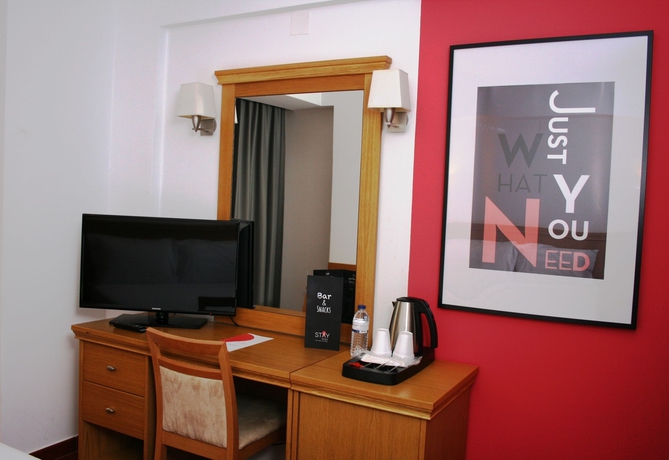 Imagen de la habitación del Hotel Stay Faro Centro. Foto 7