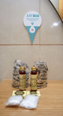 Imagen de la habitación del Hotel Stay Faro Centro. Foto 10