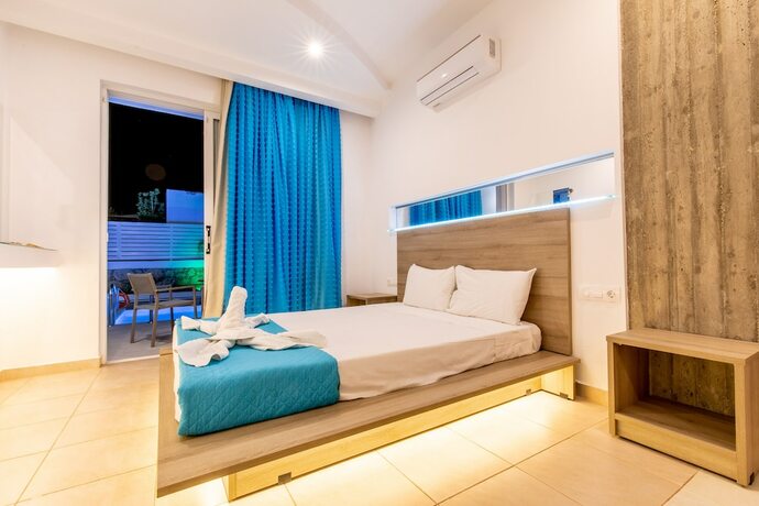 Imagen de la habitación del Hotel Stay Helios - Aparts and Pool Suites. Foto 13