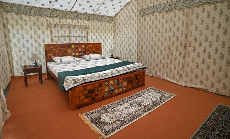 Imagen de la habitación del Hotel Stay In Kumbh. Foto 6