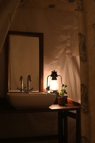 Imagen de la habitación del Hotel Stay In Kumbh. Foto 9