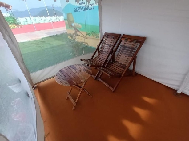 Imagen de los interiores del Hotel Stay In Kumbh. Foto 14
