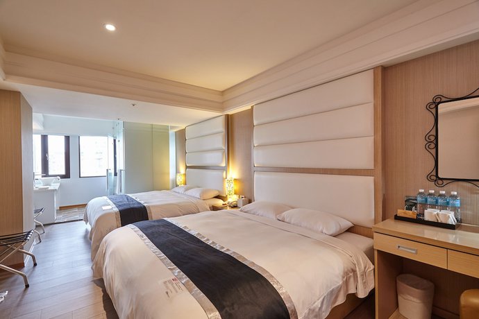 Imagen de la habitación del Hotel Stay Inn 2. Foto 14