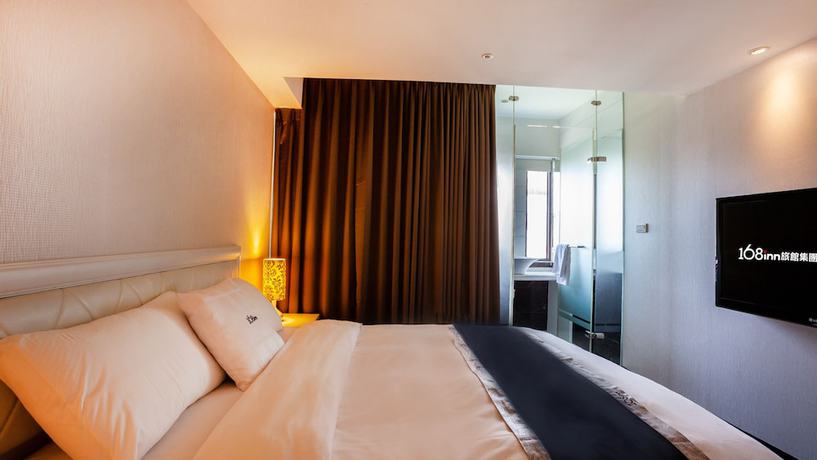 Imagen de la habitación del Hotel Stay Inn 2. Foto 17