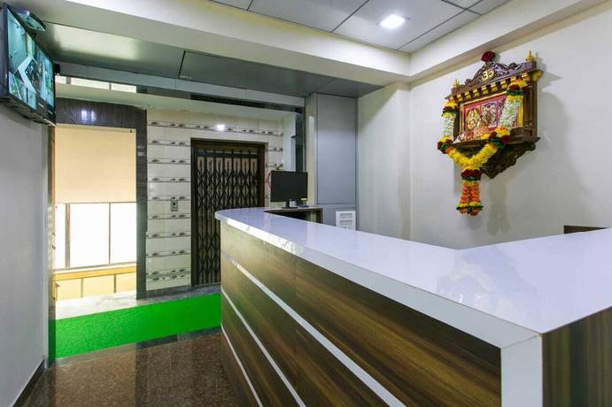 Imagen de los interiores del Hotel Stay Inn, Ambivali. Foto 12